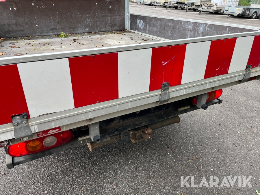 Ladbil Ford Transit mandskabsvogn