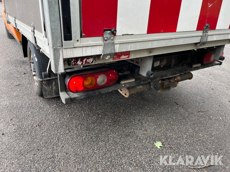 Ladbil Ford Transit mandskabsvogn