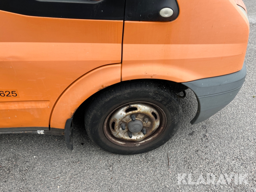 Ladbil Ford Transit mandskabsvogn