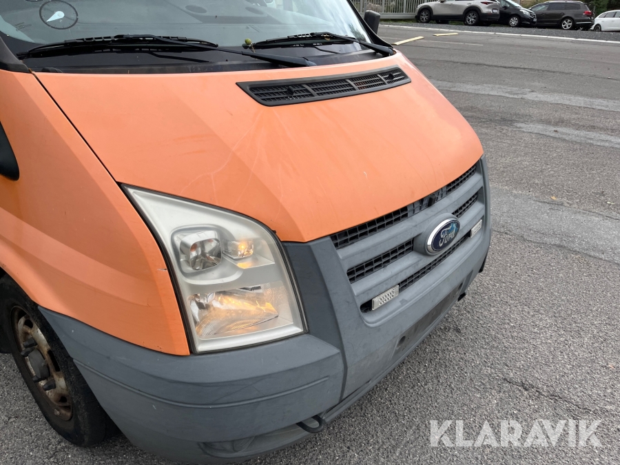Ladbil Ford Transit mandskabsvogn