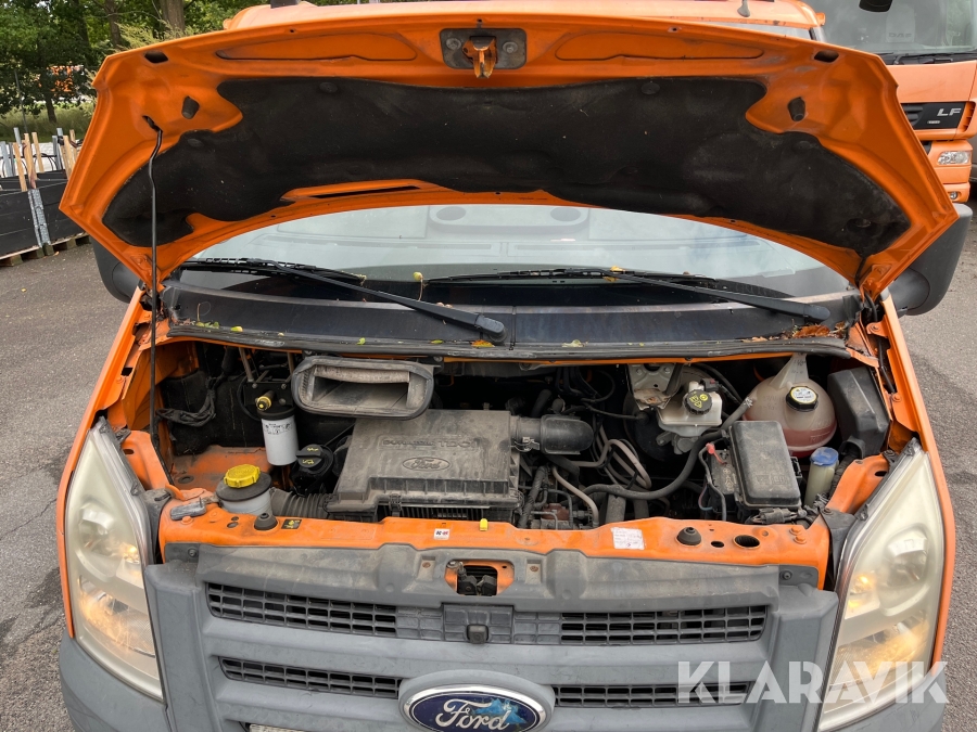 Ladbil Ford Transit mandskabsvogn