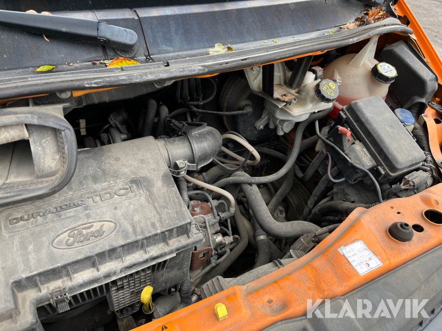 Ladbil Ford Transit mandskabsvogn