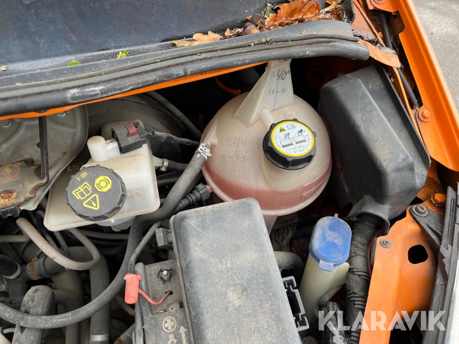 Ladbil Ford Transit mandskabsvogn