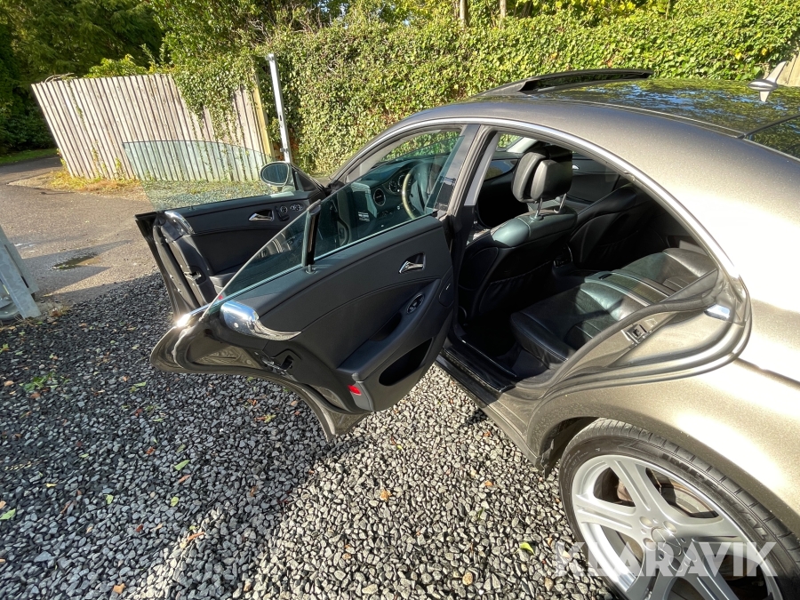 Mercedes-Benz CLS 320