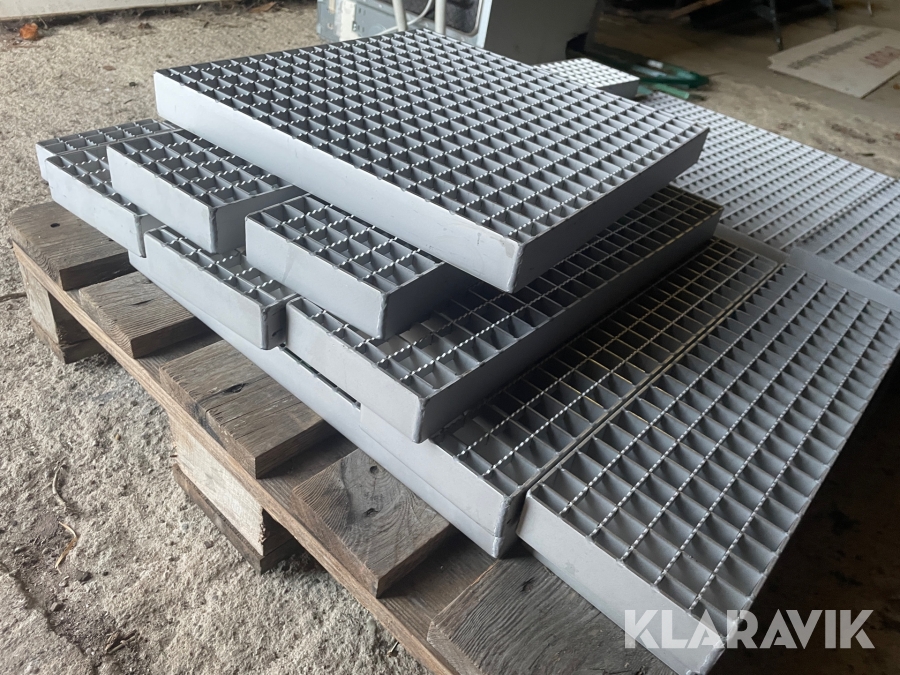 Rustfri riste, Horsens, Klaravik auktioner