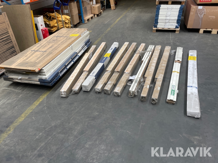 Døre 7 styk med karm Swedoor