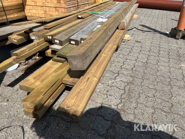 Blandet LOT : Tømmer