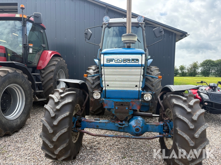 Traktor Ford TW-10