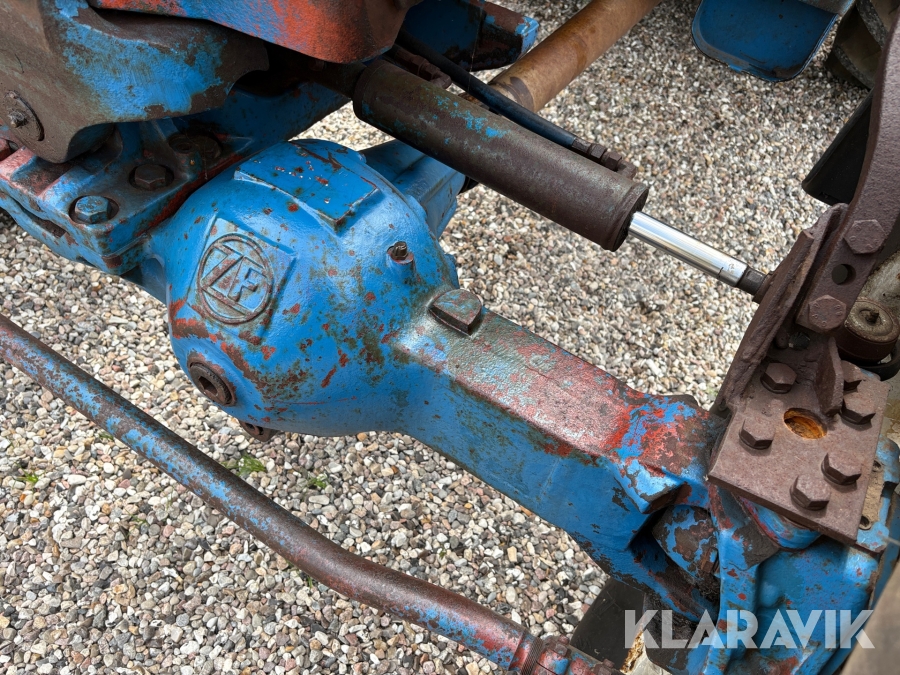 Traktor Ford TW-10