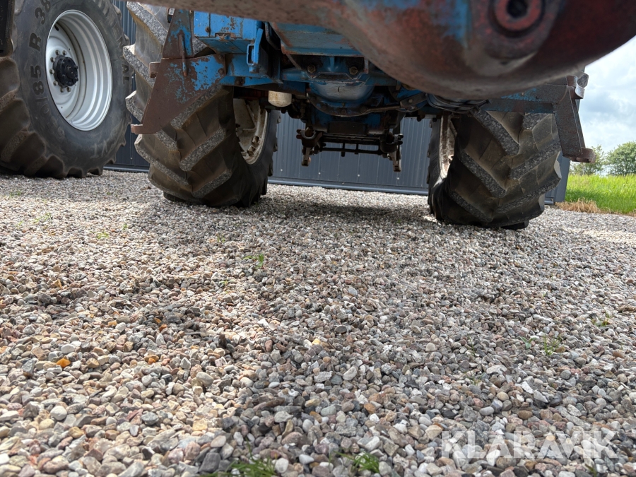 Traktor Ford TW-10