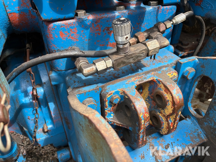 Traktor Ford TW-10