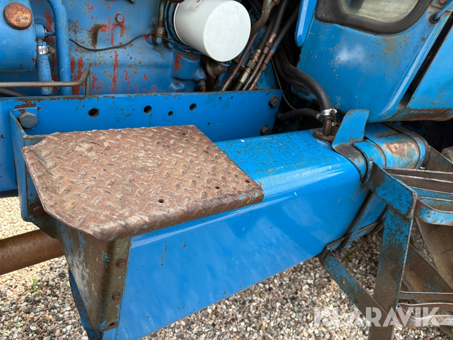 Traktor Ford TW-10