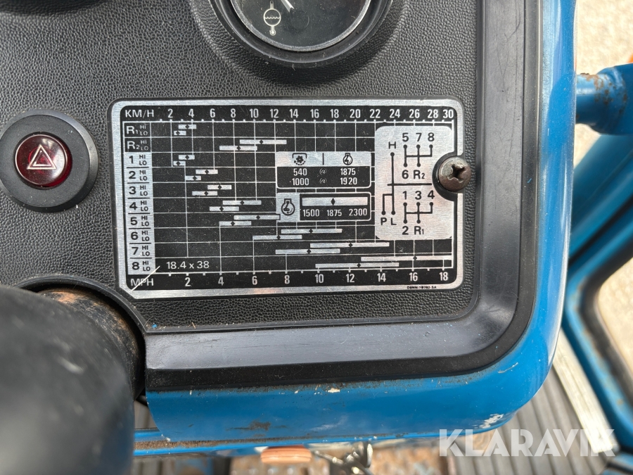 Traktor Ford TW-10