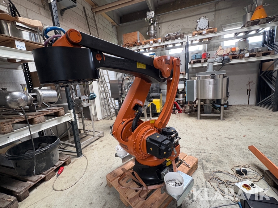 Robot arm Kuka Kr40pa