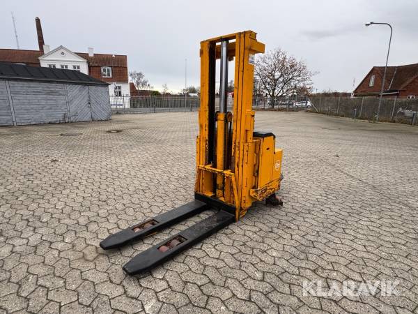 El palleløfter BT Products LSF 1250 E/ 100