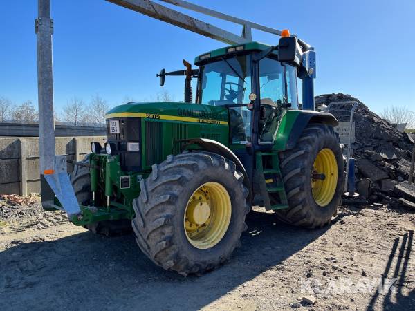 Traktor John Deere 7810