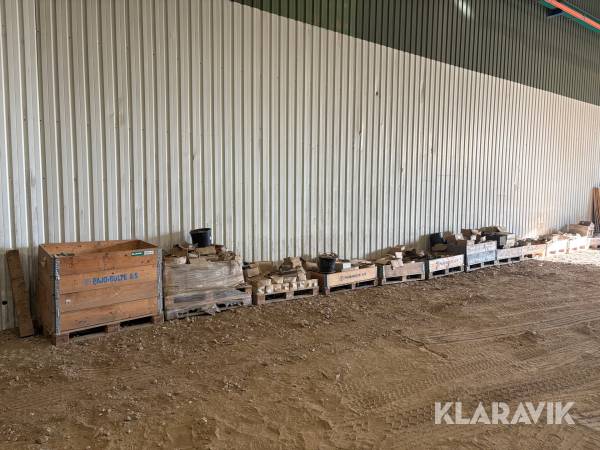 Diverse bolte 11 paller