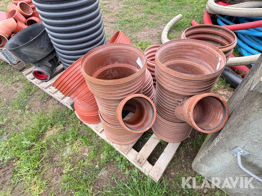 Parti kloak rør og fittings