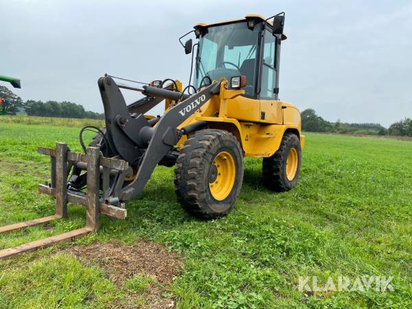 Gummiged Volvo L30G