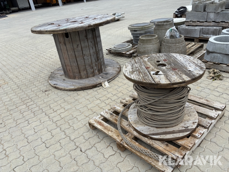 Lot: Kabeltromler Diameter: 1400/700 mm 2 styk