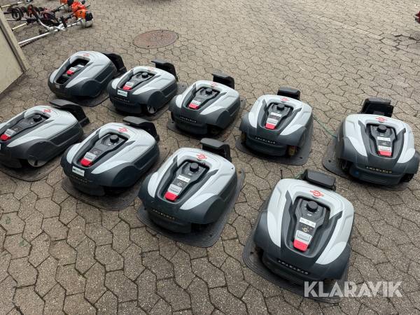 Robotplæneklipper Cramer med ladestander