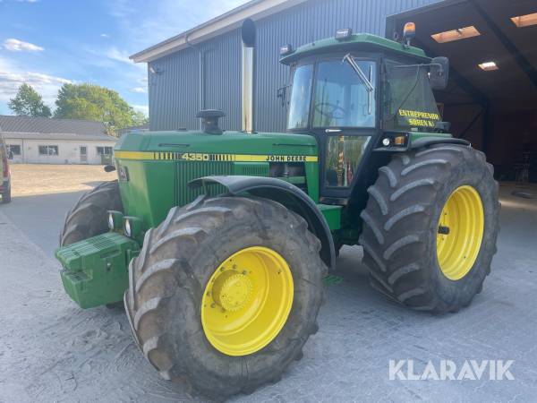 Traktor John Deere 4350