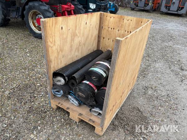 Underpap og stribeklæb - 1 palle rester