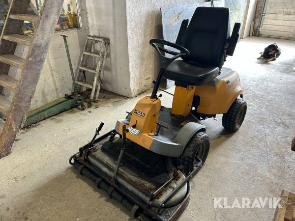 Frontklipper Stiga P901