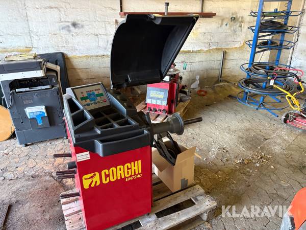 Hjulafbalanceringsmaskine Corghi EM7240 STD DD NOCLIP PR