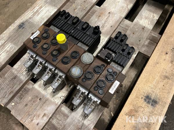 Ventilblok 6 ventiler Danfoss PVG 32 12 volt