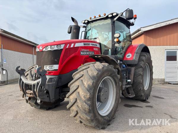 Traktor Massey Ferguson 8690 Dyna - VT med Special syet kabine