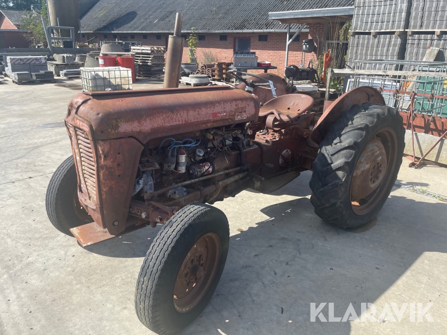 Veterantraktor Massey-Ferguson 35