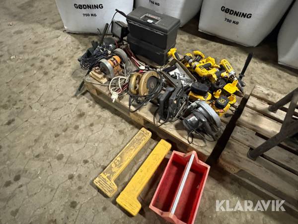 Assorteret håndværktøj - 1 palle