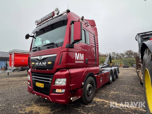 Lastbil MAN TG, 35. 8X4- BL med krog