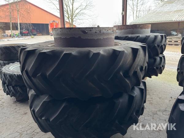 Tvillingehjul Galaxy og goodyear 4 styk