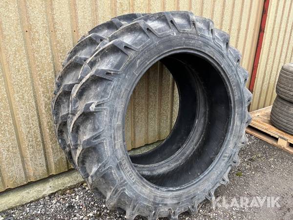 Traktordæk Pirelli 13.6R38 - 2 styk