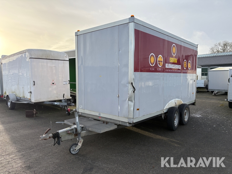 Lukket trailer Humbaur 3500