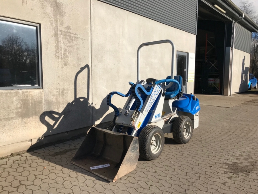 Multi one S28D minilæsser 4WD