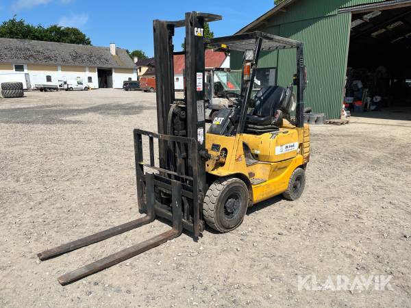 Truck Caterpillar GP15