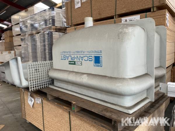 Lyskasse Scan-plast Lyskuppel til kælder med rist - 1 styk