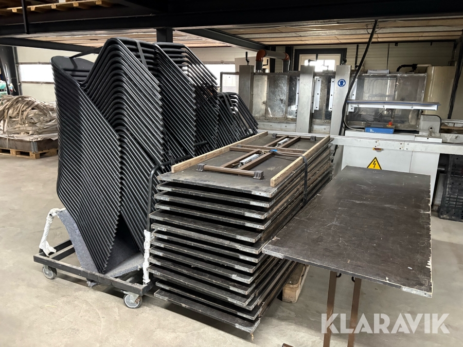 Klapsammen borde med stole 18styk borde og 88styk stole