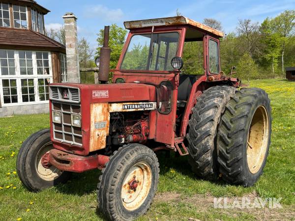 Traktor Case/IH 824