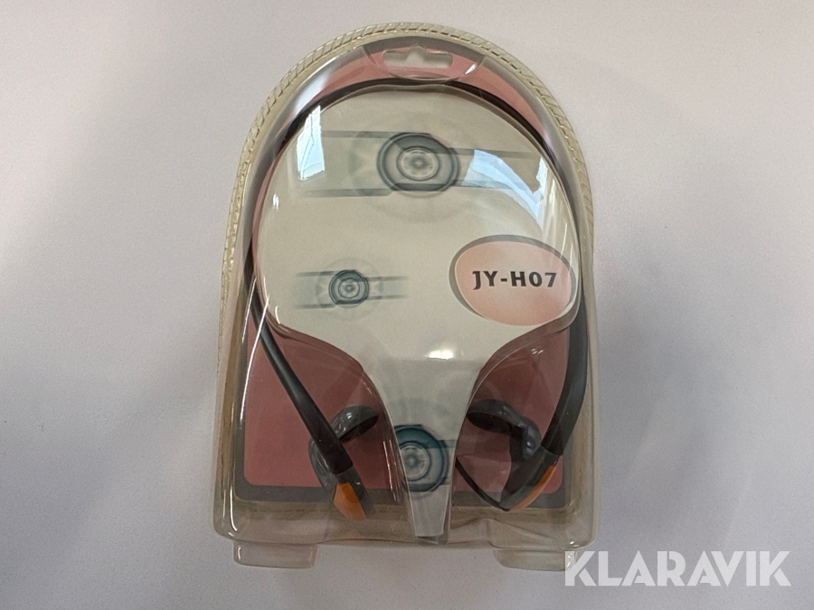 Headphone