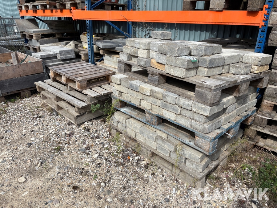 Assorterede fliser og sten - 6 paller