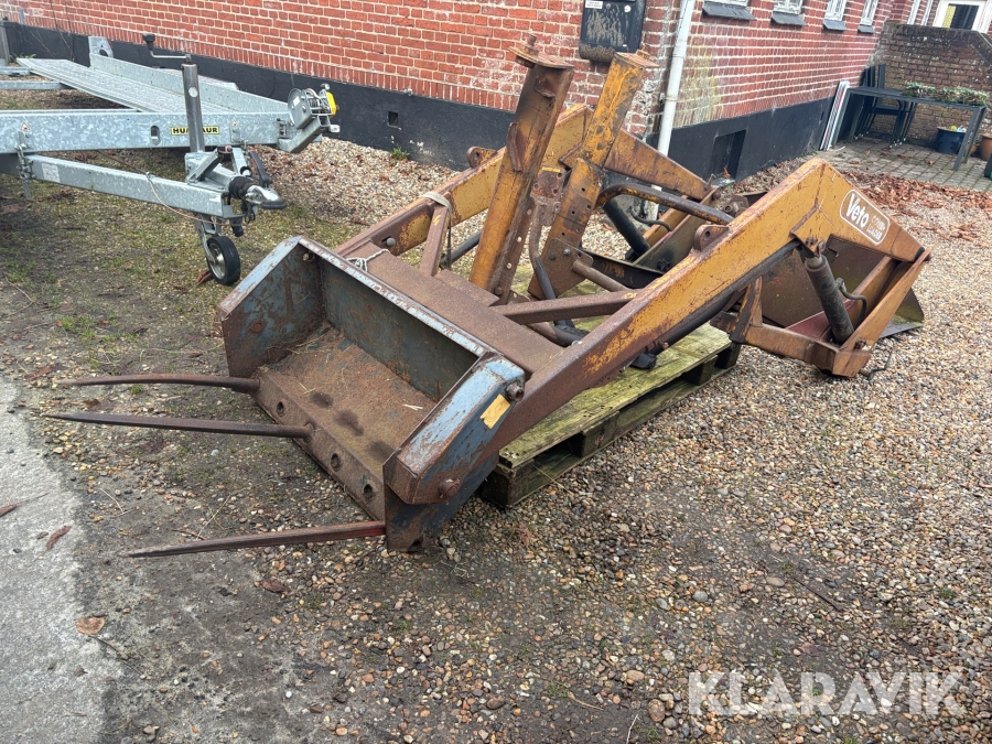 Frontlæsser med skovl og greb