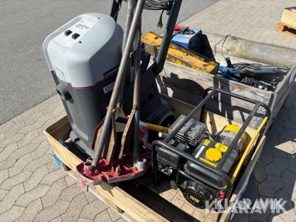 Støvsuger, generator og vvs bord - 5 dele