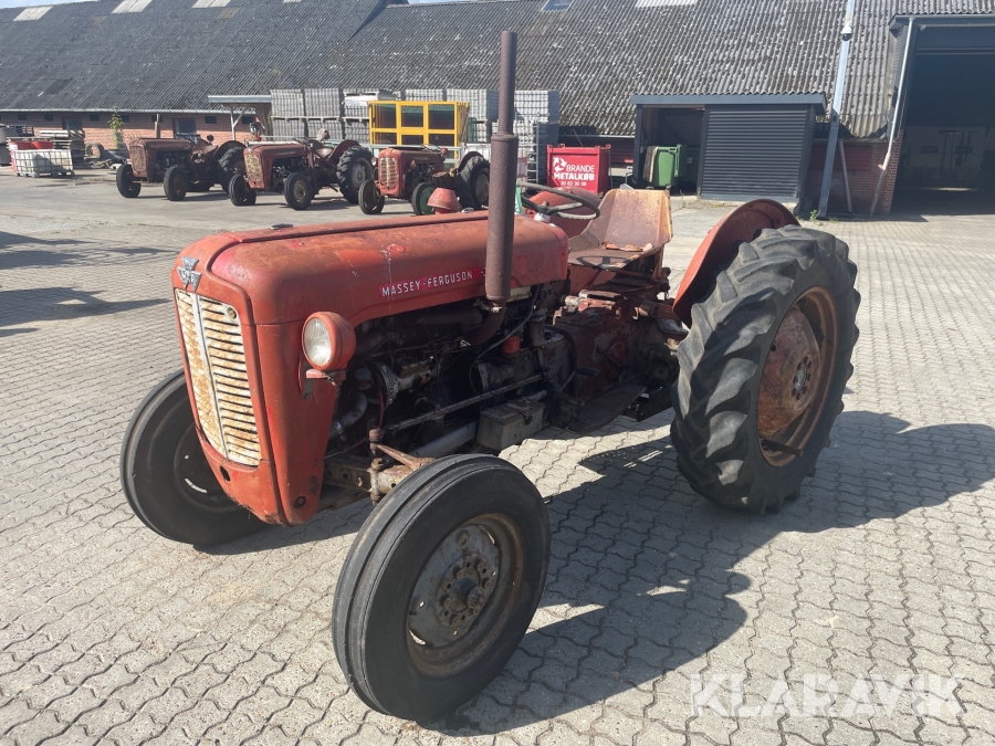 Veterantraktor Massey-Ferguson 35