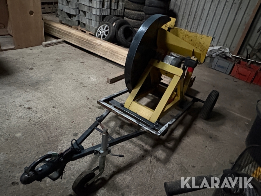 Afkortersav på vogn