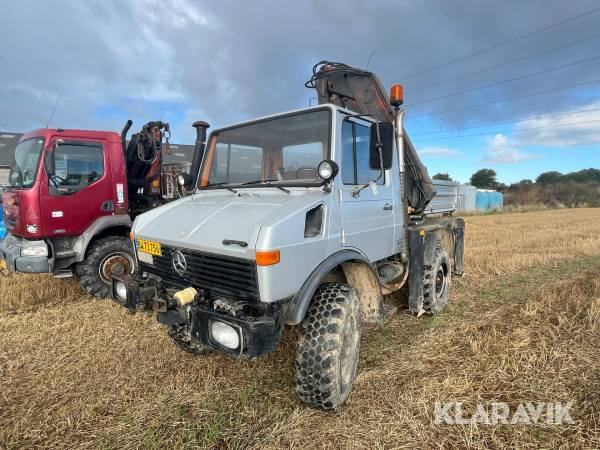 Unimog med atlas kran Mercedes-Benz Unimog