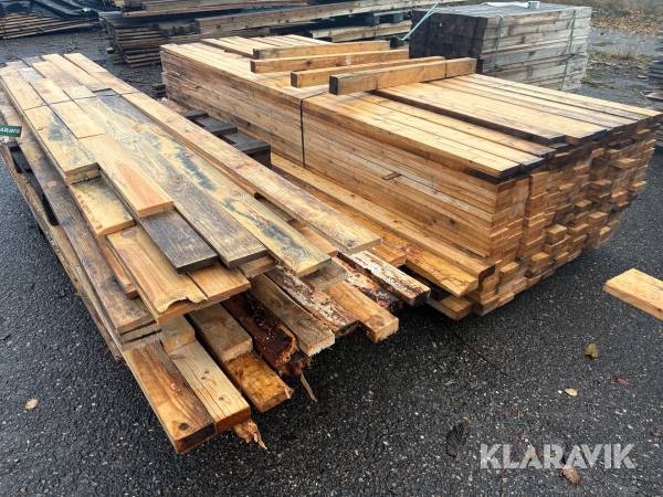 Lot: forskallings brædder